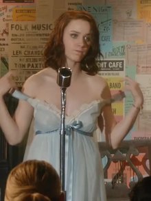 Rachel Brosnahan displays her great tits in The Marvelous Mrs. Maisel