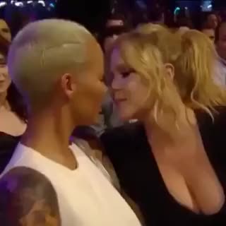 Amy Schumers Porn Scene Gif - Girls Kissing: Amber Rose and Amy Schumer â€“ Porn GIF | VideoMonstr.com