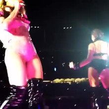 Another tease from Beyoncè