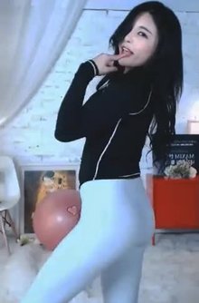 Girl in leggings porn